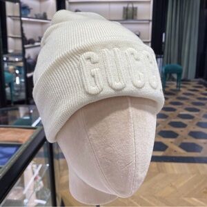 $950 New Authentic GICCI Beanie Hat Cream Wool Medium M 58 cm